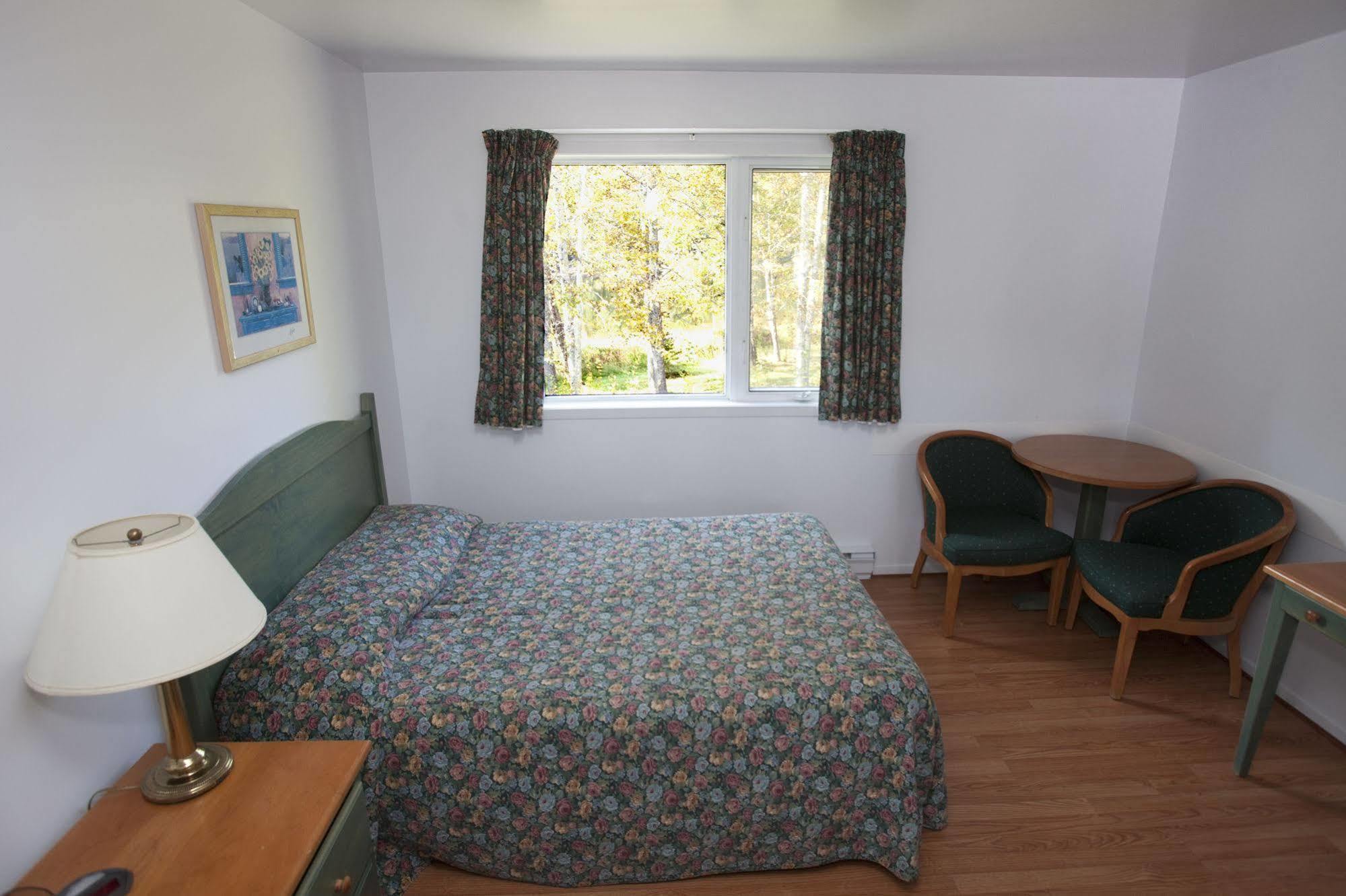 Hotel - Georges Tadoussac
